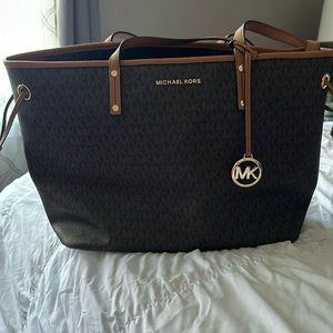 Micheal Kors monogram tote